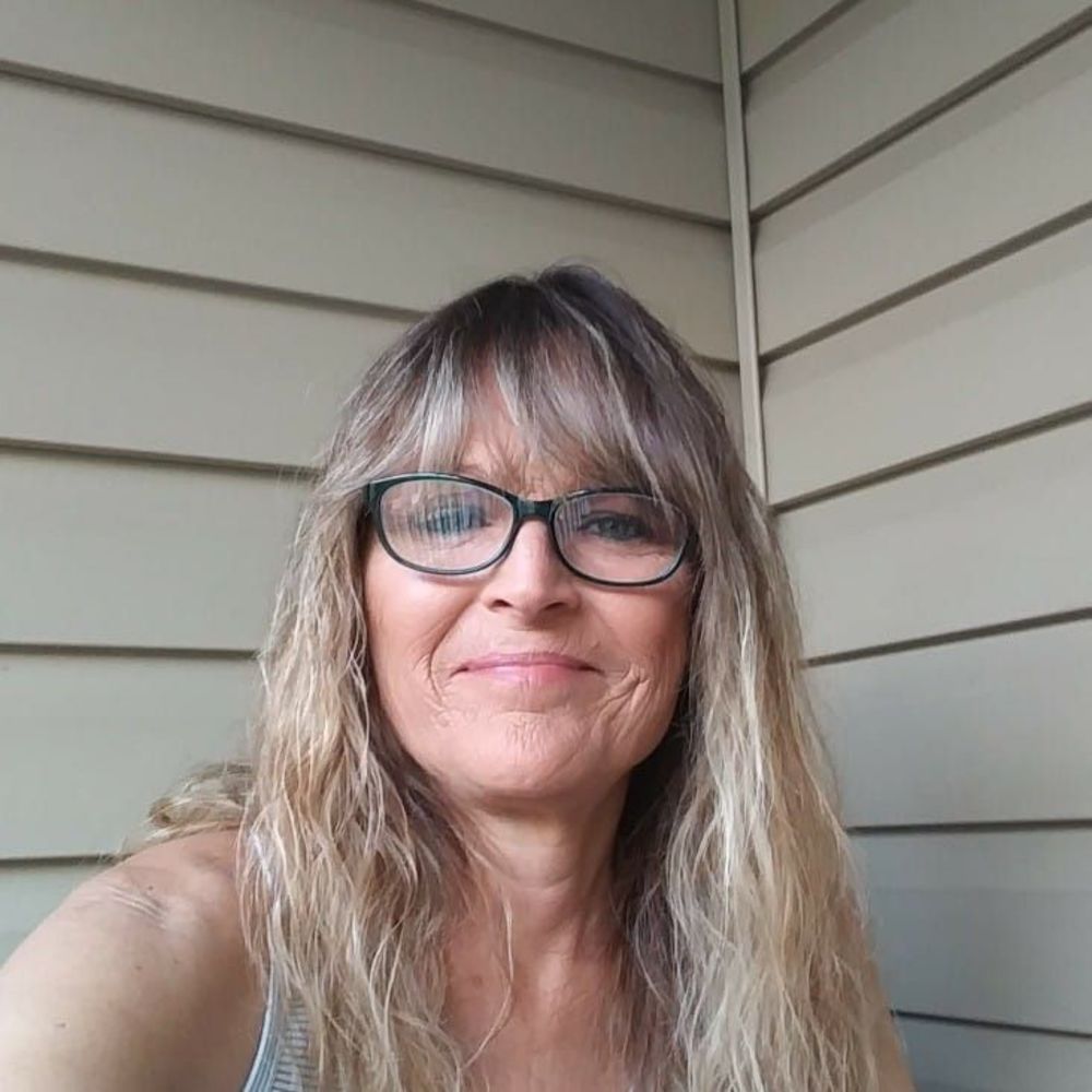 Meet your Posher, Pamela